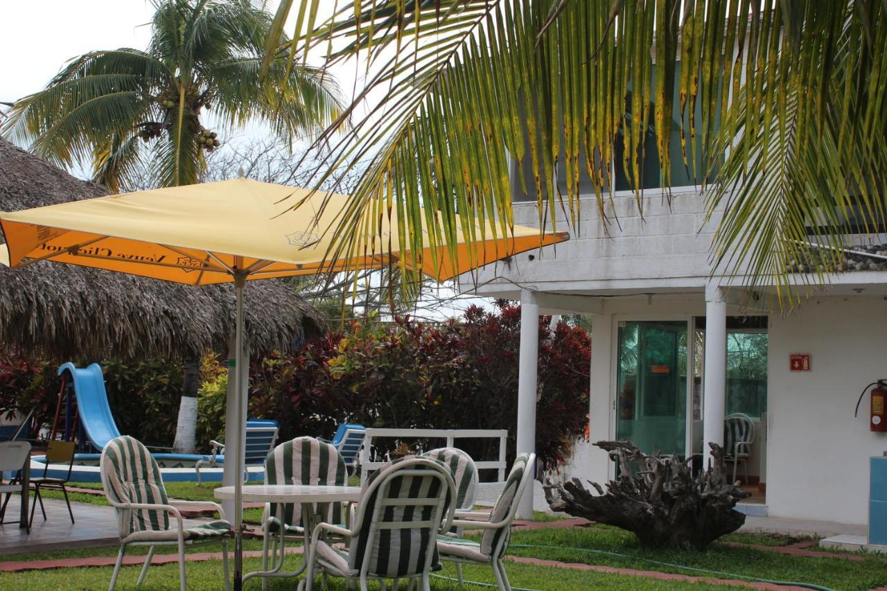 Hotel Villas Del Rey Playa Chachalacas Exteriör bild